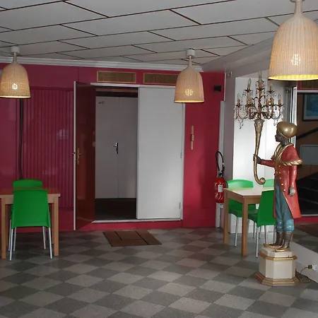De La Tour Paris-malakoff Hotel Malakoff