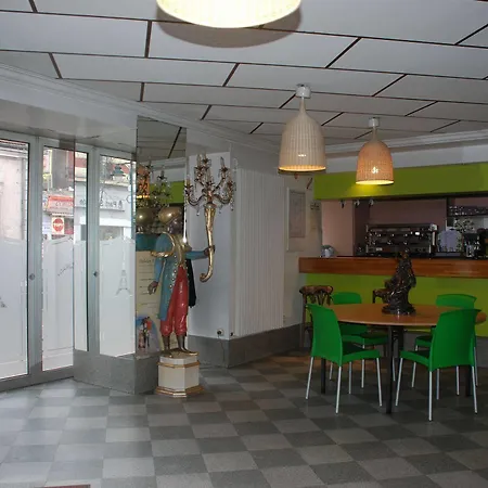 De La Tour Paris-malakoff Hotel