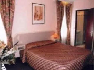 De La Tour Paris-malakoff Hotel 2*